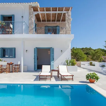 Vila In With An Incredible View *